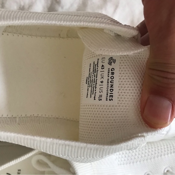 Groundies Barefoot Sneakers- size 43 (womens 11/12) - Picture 3 of 3